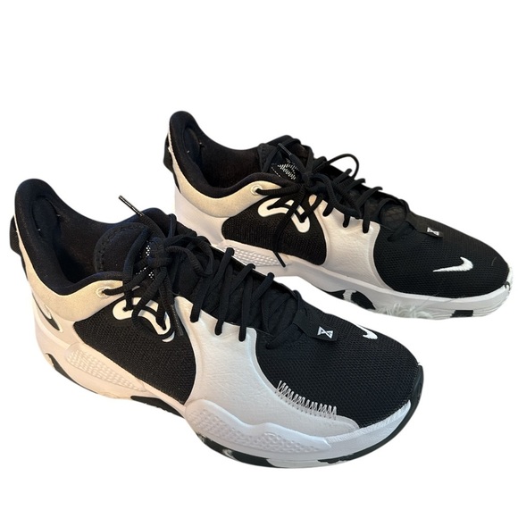 LIMITED! Nike Men\'s Black and White Sneakers PG 5 TB main image 3